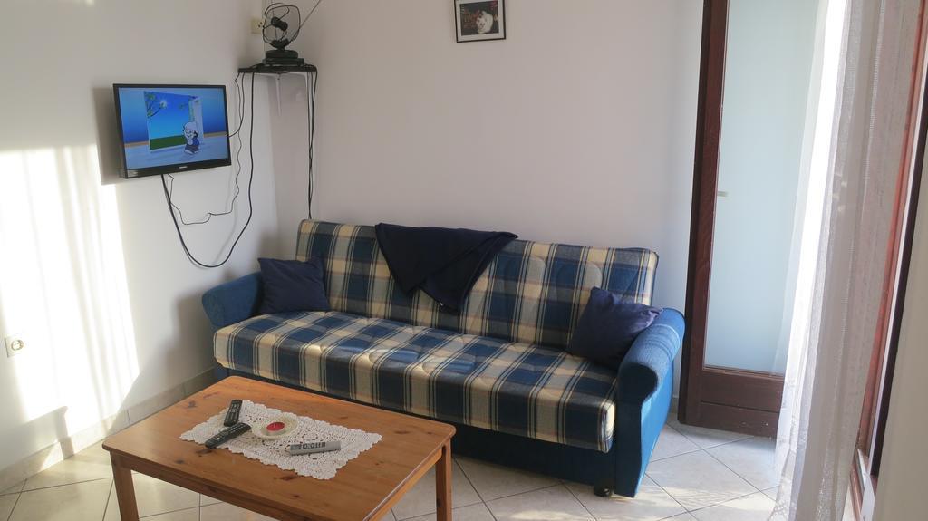 Apartment Josipa Малинська Екстер'єр фото